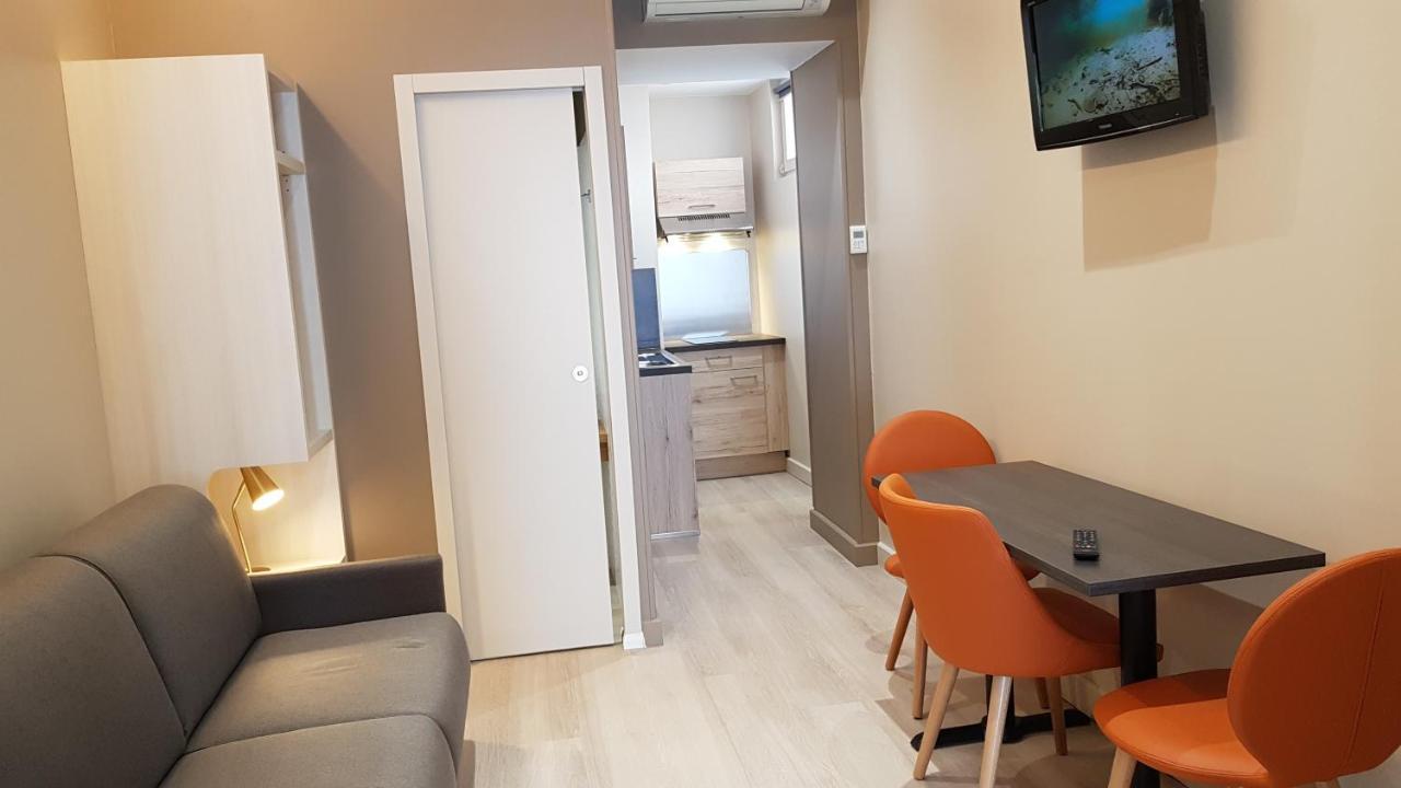 Hotel Montaigne سارلا لا كانيدا المظهر الخارجي الصورة