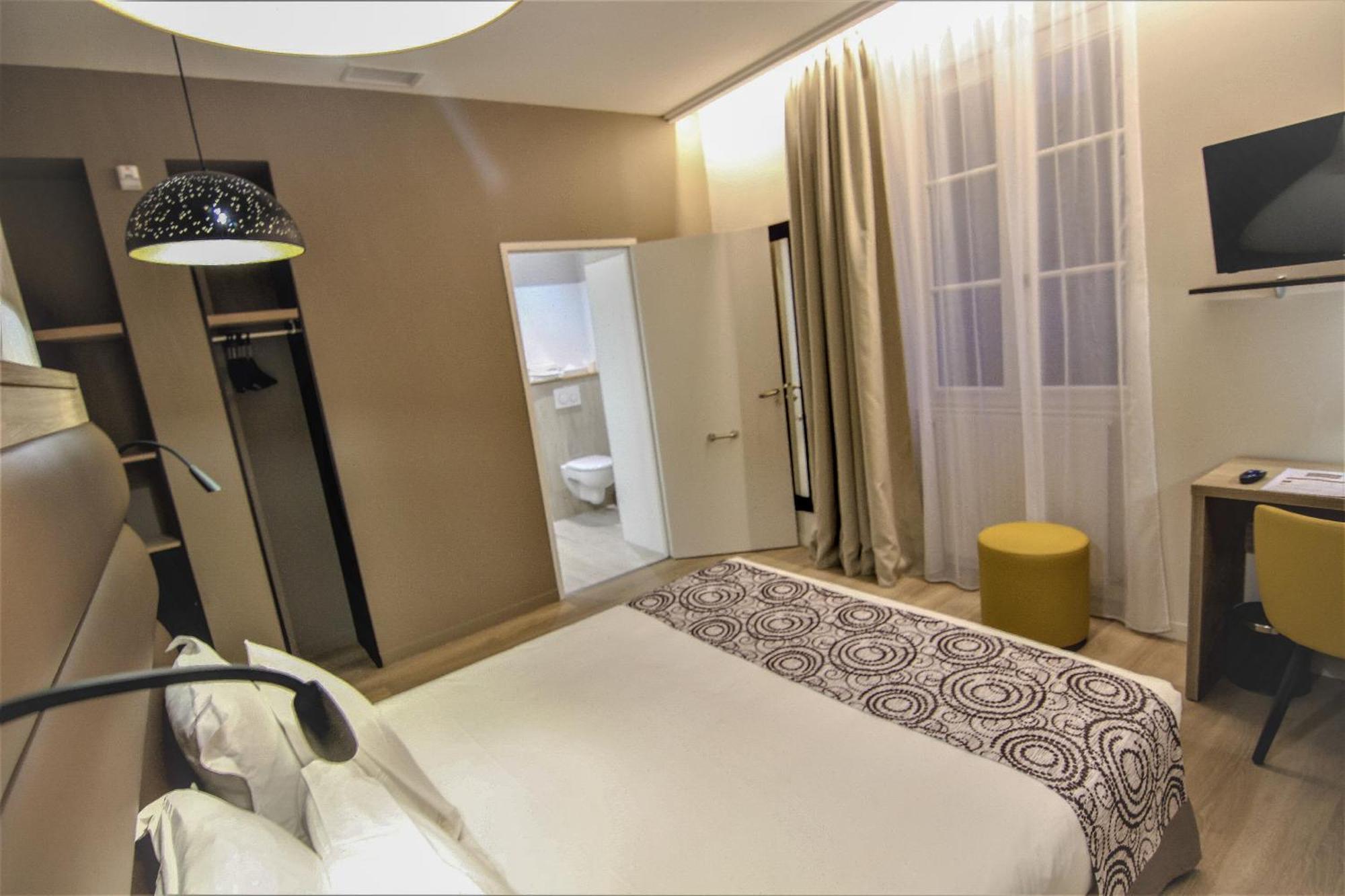 Hotel Montaigne سارلا لا كانيدا المظهر الخارجي الصورة